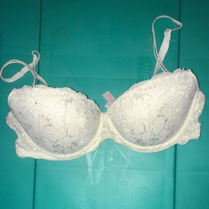 White Victoria secret push up bra size 34D